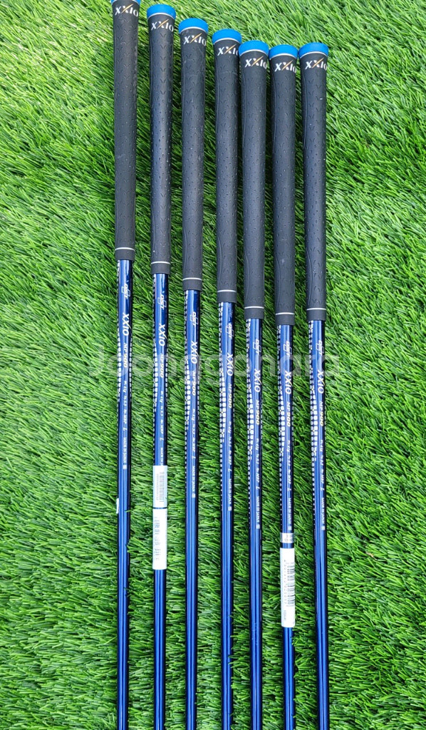 여성용 젝시오 MP900 카본 아이언세트--3