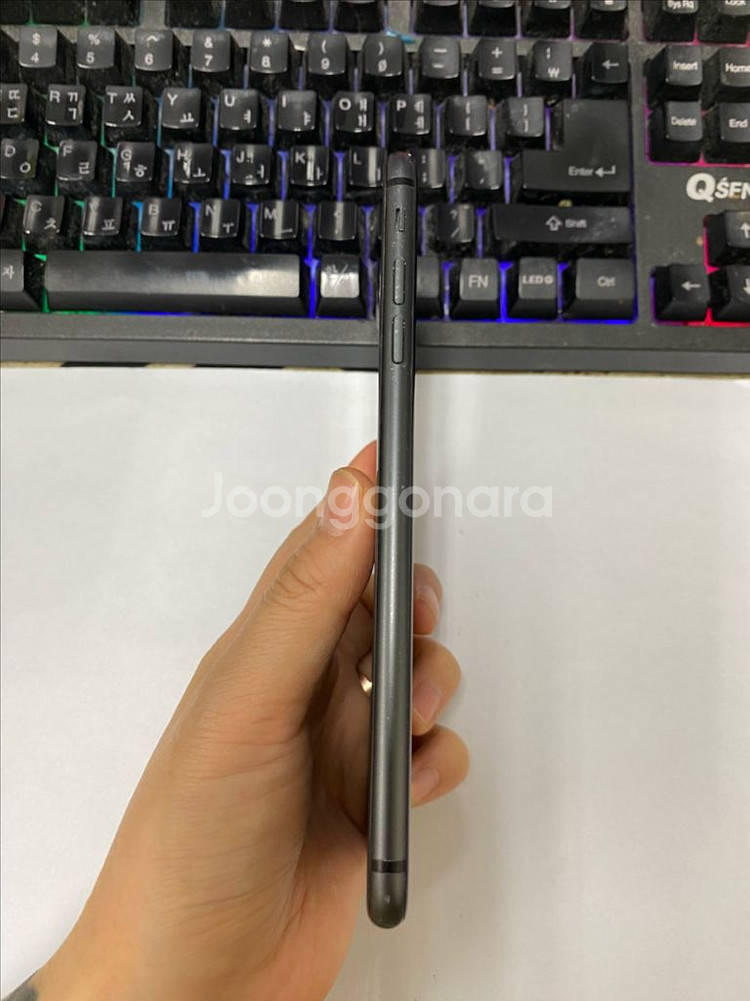 아이폰8플러스 스그 액정SS급 256GB 배터리100%--4