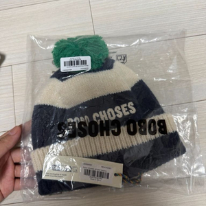 보보쇼즈 스트라이프 비니 모자 털모자 52사이즈