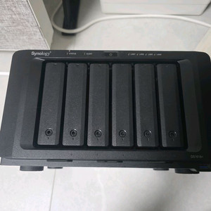 시놀로지 DS1618+ 24TB NAS