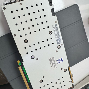 갤럭시 RTX2070 super 화이트