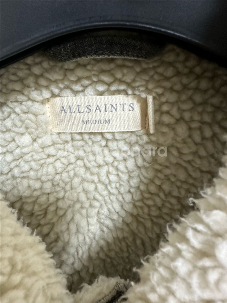 올세인츠 흑청 크롭 Fur 데님자켓--2