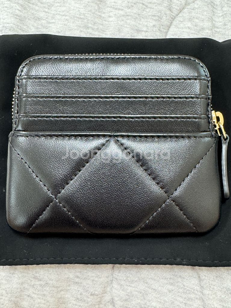 샤넬19 지퍼 카드지갑 새제품 AP2086--2