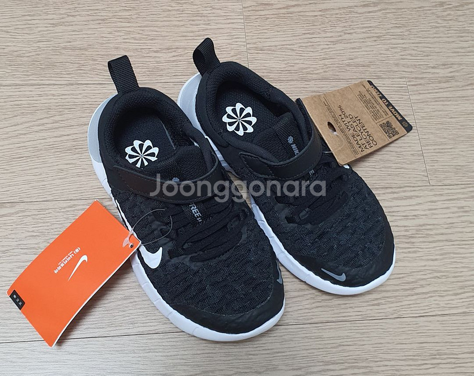 나이키 프리런 키즈 블랙 11C(170cm)새제품 4--0