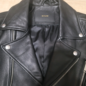 양가죽자켓 100사이즈 5만원 거의 새거 입니다