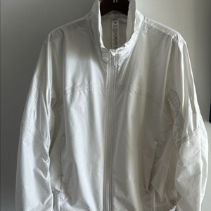 룰루레몬 여성 바람막이 화이트 8사이즈 80,000원