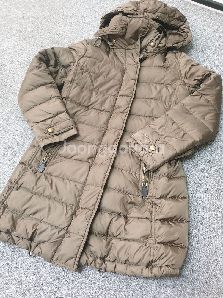 버버리 브릿 여성 패딩 S 브라운 판매합니다--0