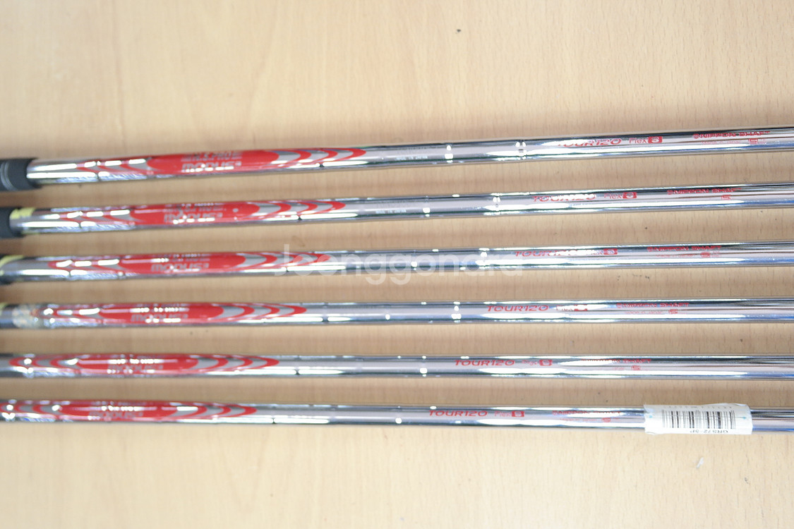 PRGR 01 포지드 모두스 105 S 아이언--5