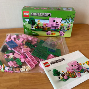 21268 레고 마인크래프트 아기 돼지 집