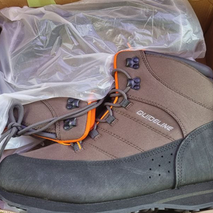 가이드라인 웨이딩슈즈, 계류화 300 US12 사이즈