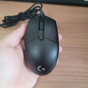 로지텍 G PRO 유선 게이밍 마우스 무소음 저소음