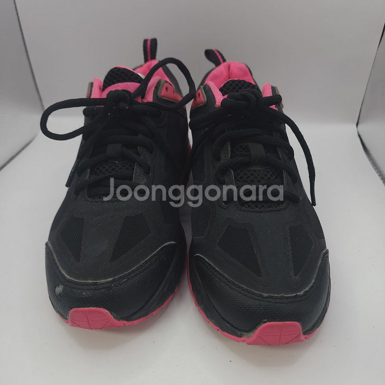 휠라/운동화 워킹화 러닝화 235--4