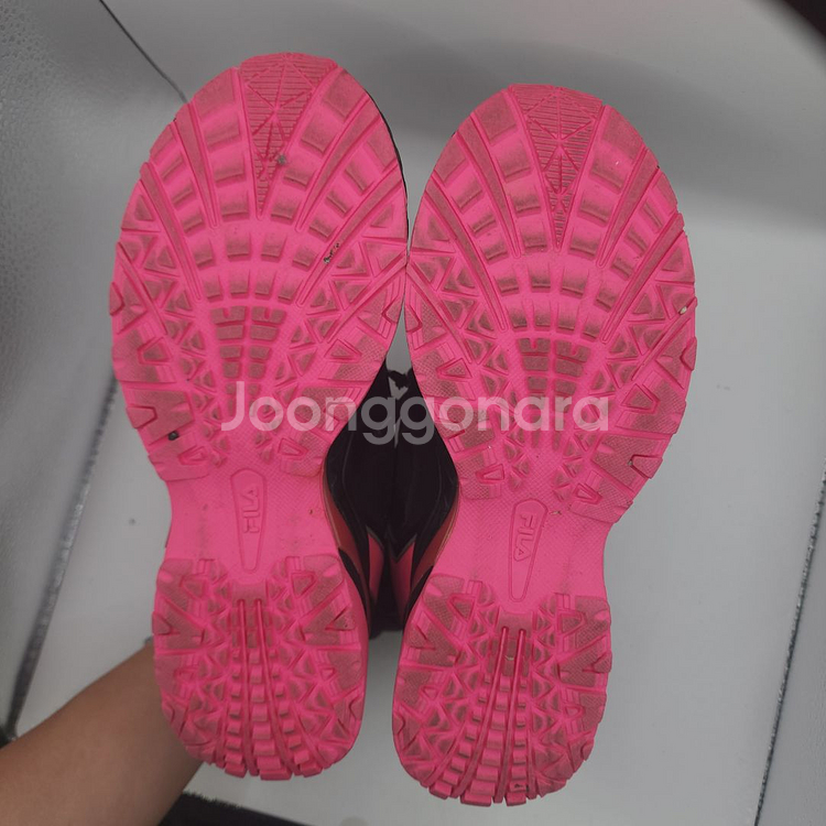 휠라/운동화 워킹화 러닝화 235--8