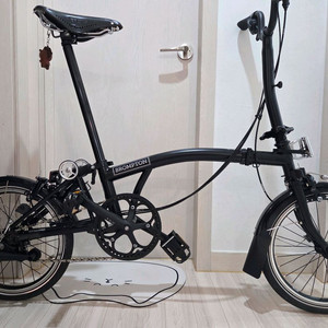 브롬톤 블랙에디션