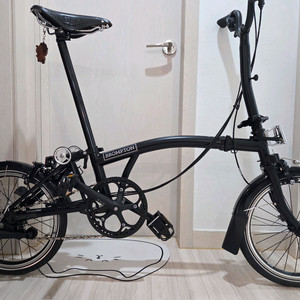 브롬톤 블랙에디션