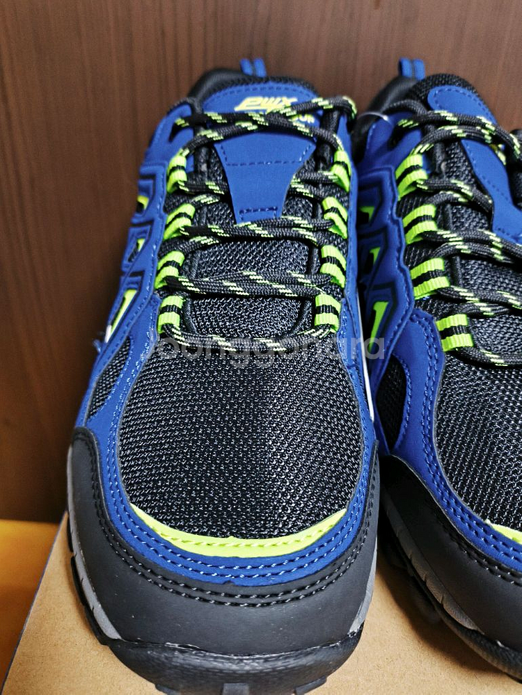 (새상품)265등산화 트레킹화 프로월드컵 운동화--5