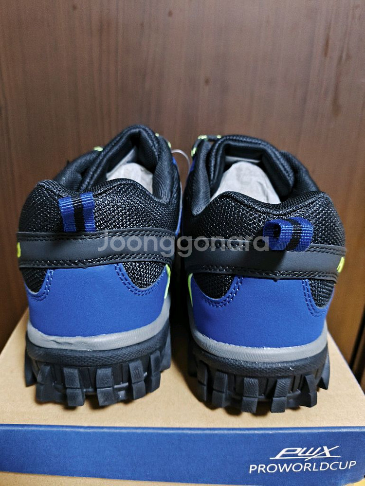 (새상품)265등산화 트레킹화 프로월드컵 운동화--6