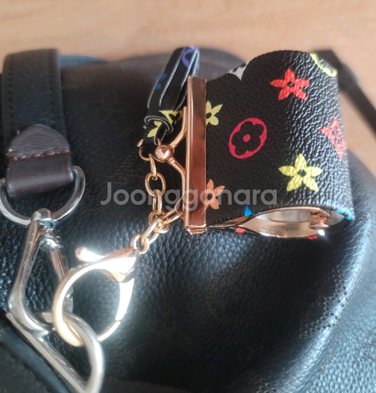 정품)루이비통 마히나 지롤라타 사첼백 (복조리가방)!!--8