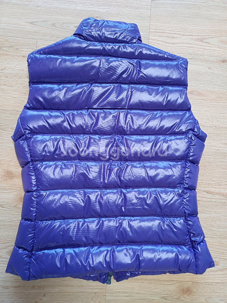 몽클레어 패딩쪼끼 신세계센텀한글택 정품!여자2사이즈66--8