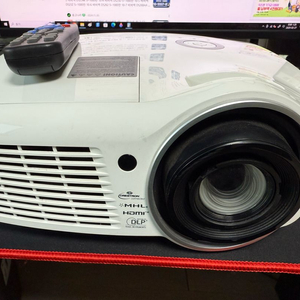 비비텍 3500안시 DH913 빔프로젝터