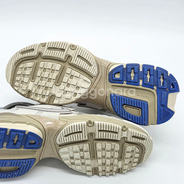 나이키 우먼스 V2K 런 고어텍스 (245)--2