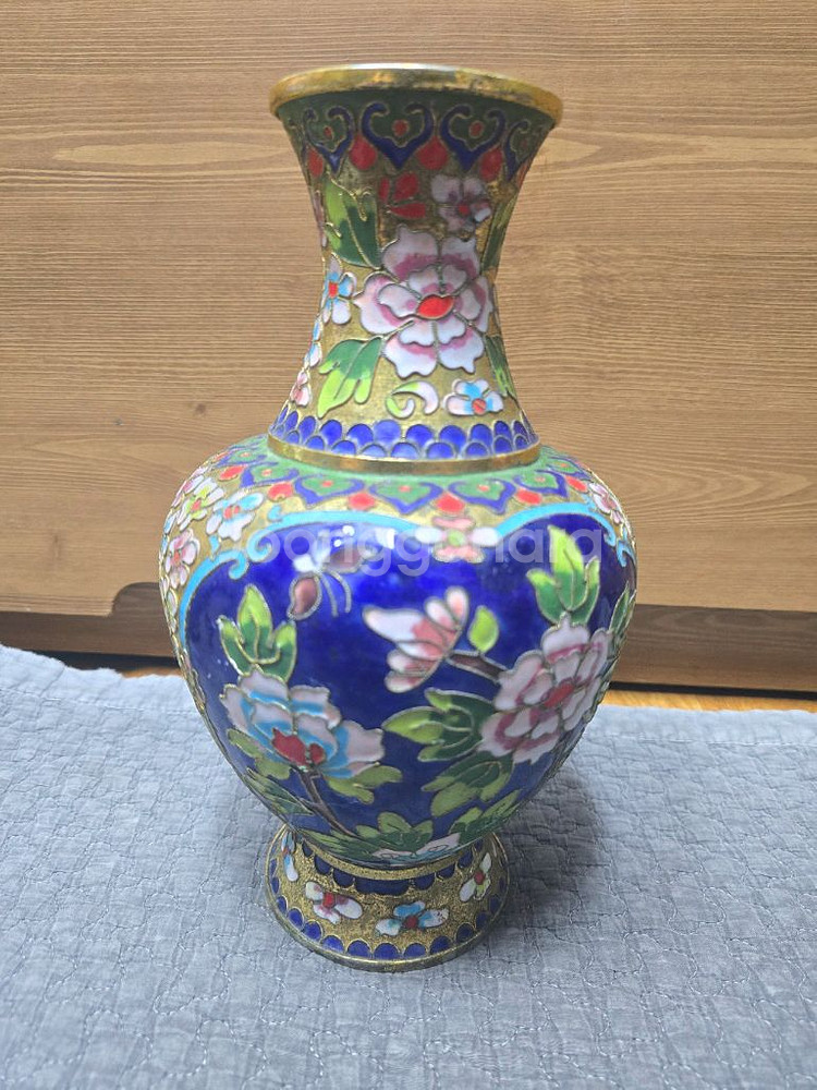 칠보기법으로 제작된 동태범랑 화병 6점--3