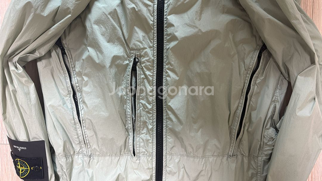 스톤아일랜드 크링클랩스ny 바람막이 L사이즈--2