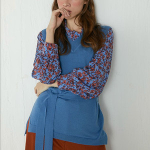 카티아조 블랙레이블 럭셔리 울 베스트 리치블루(38) 새상품