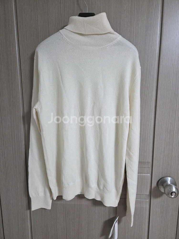 더캐시미어옴므 캐시미어 하이넥 니트탑 랑방 마인 타임--6