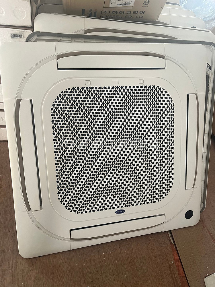 [중고] 캐리어 40평형 천정형 에어컨 20년식, 24년식--0