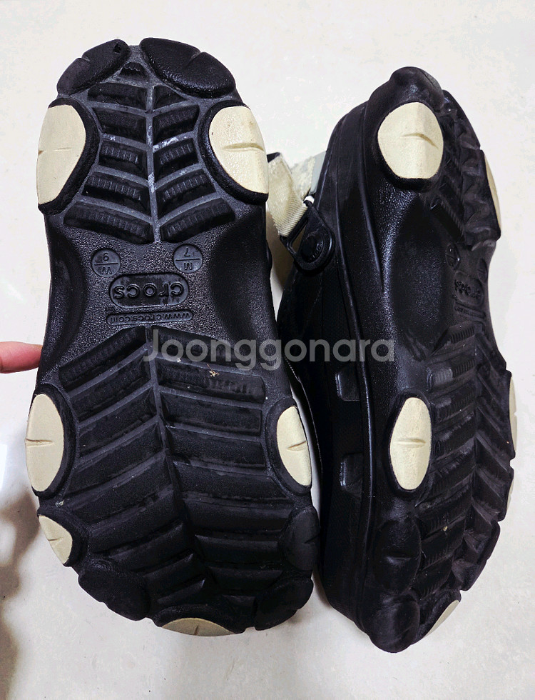 크록스 올터레인 라인드 클로그 블랙260사이즈--1