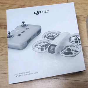 DJI NEO 드론 플라이모어 콤보