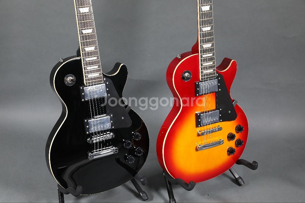 새제품 일렉기타 절반가에 팝니다 기타--2