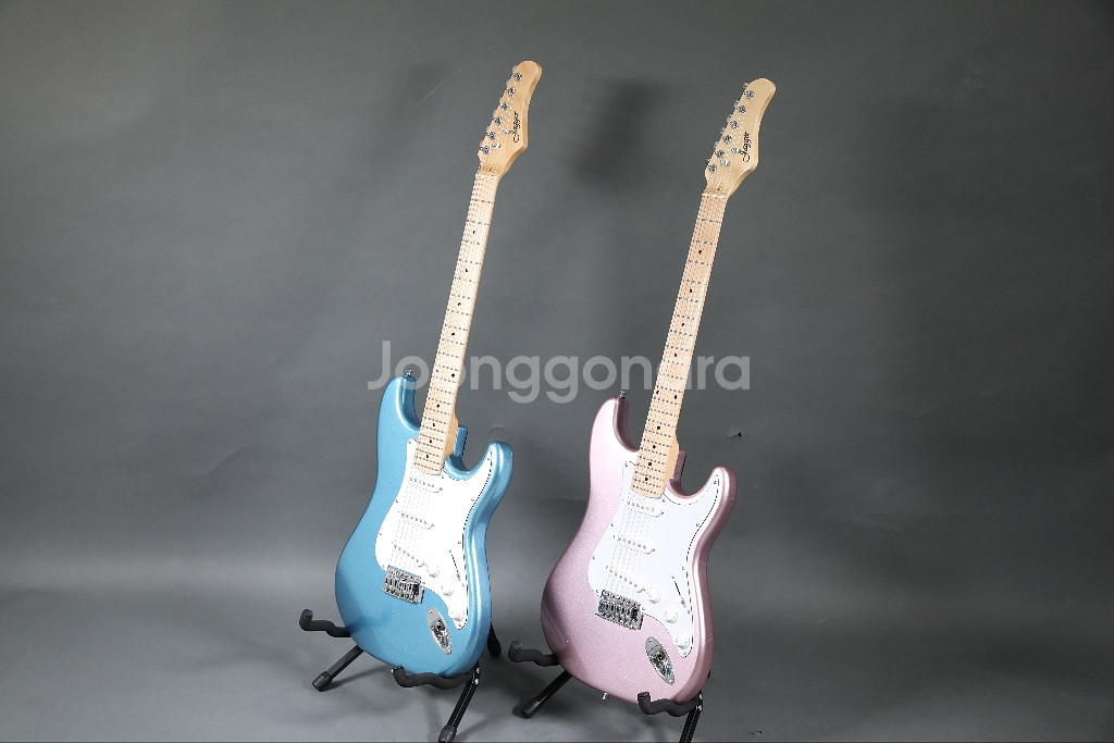 새제품 일렉기타 절반가에 팝니다 기타--5