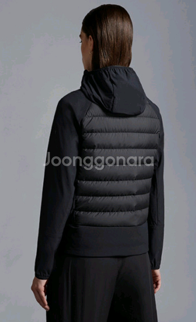 몽클레어 바람막이 패딩 자켓 새제품--4