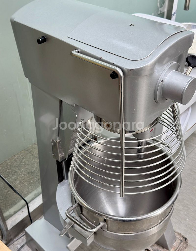 파운터 바티컬 믹서 14인치(30L) 반죽기 VFM30B--1