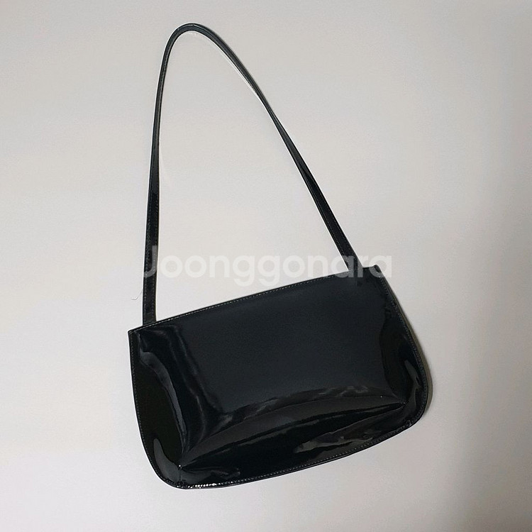 네버베터 애나 가죽 숄더백 블랙--0