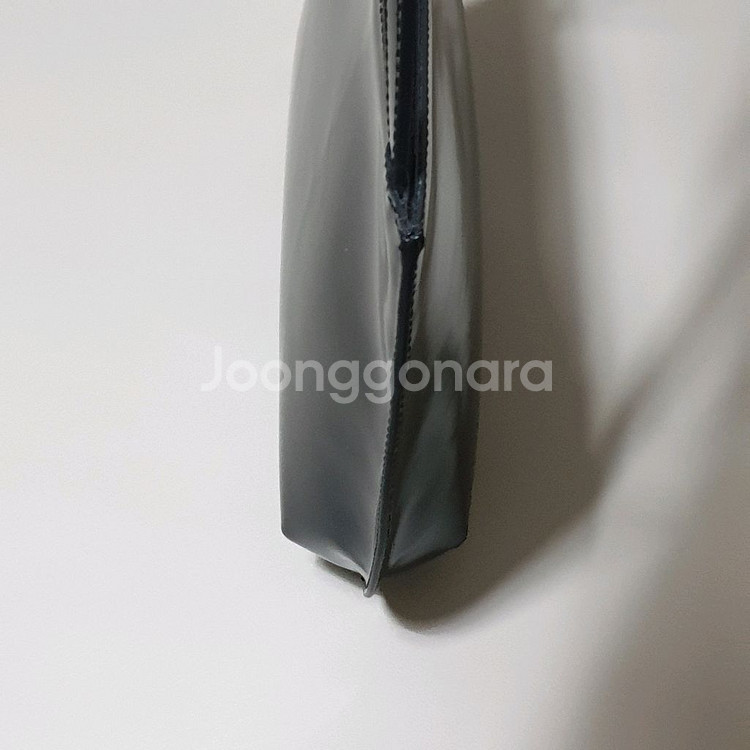 네버베터 애나 가죽 숄더백 블랙--2