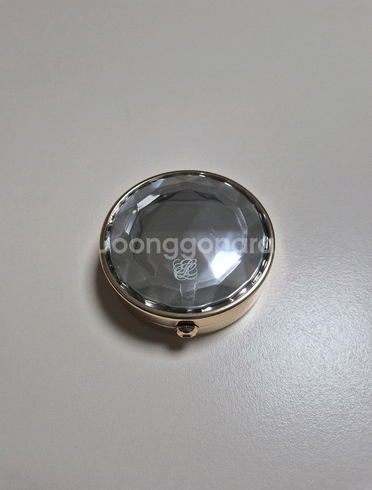 (새상품) 에스티로더 리뉴트리브 세럼 쿠션(본품+리필)--0