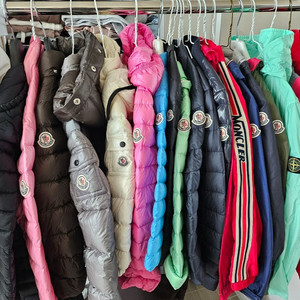 몽클레어 키즈 후드 바람막이 자켓