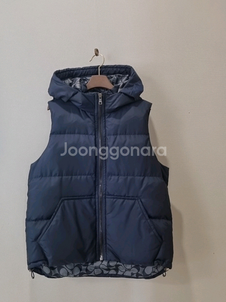 COACH 코치 네이비 패딩 조끼 (M)--0