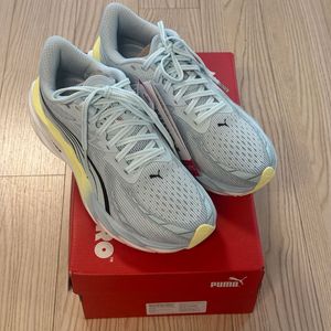 (새상품) 푸마 벨로시티 나이트로 4 230cm 러닝화