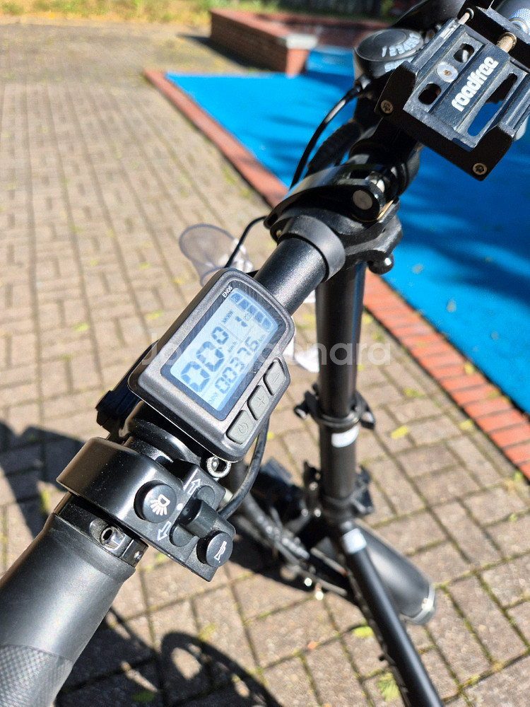 모토벨로 TX8 PRO3 접이식 전기 자전거--2