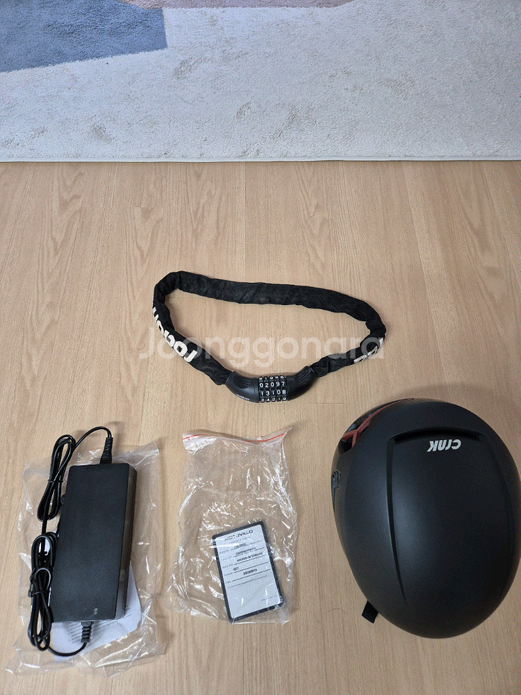 모토벨로 TX8 PRO3 접이식 전기 자전거--6