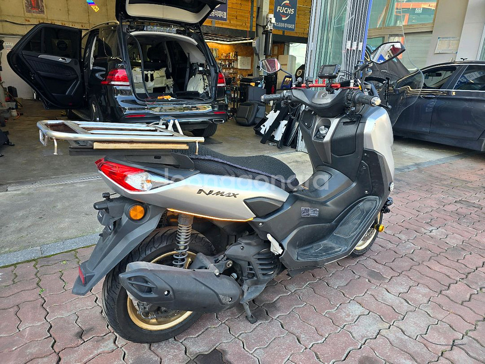 NMAX125 엔맥스 22년식 오토바이 스쿠터--3