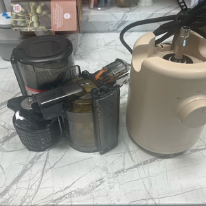 휴롬 원액기 310