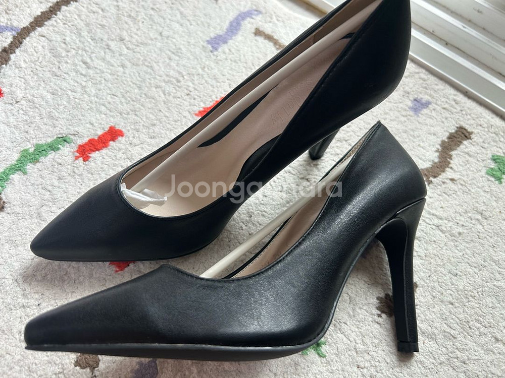 235사이즈 신발 2켤레 새것--0