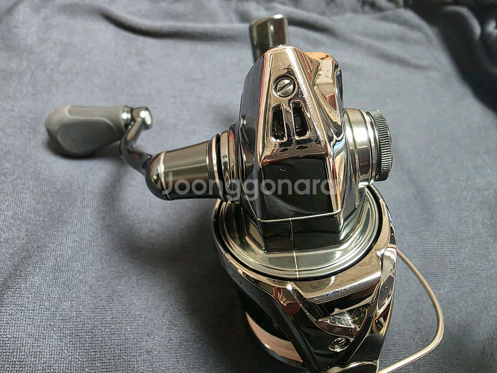 시마노 스텔라c2000s HG 팝니다--1