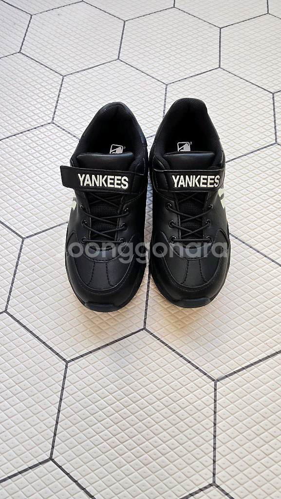 MLB키즈 운동화 230사이즈--0