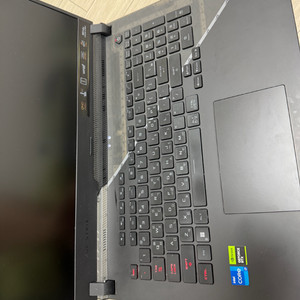 게이밍 노트북 asus Rog strix g773zm